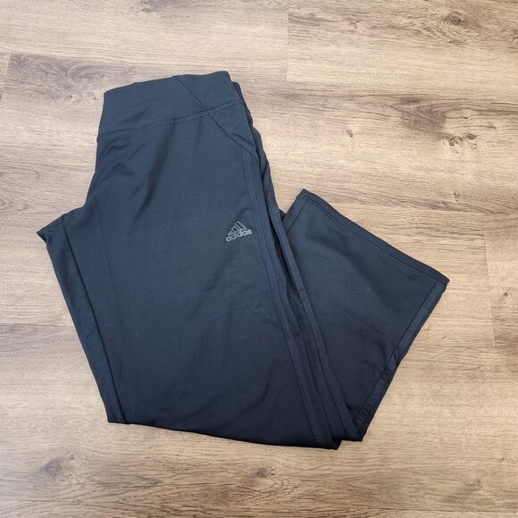 Adidas Capris - Picture 1 of 1